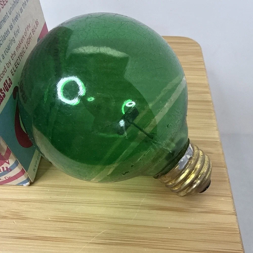Vintage Balafire Flicker Flame Wild Action Light Bulb w Box Tested Working Green